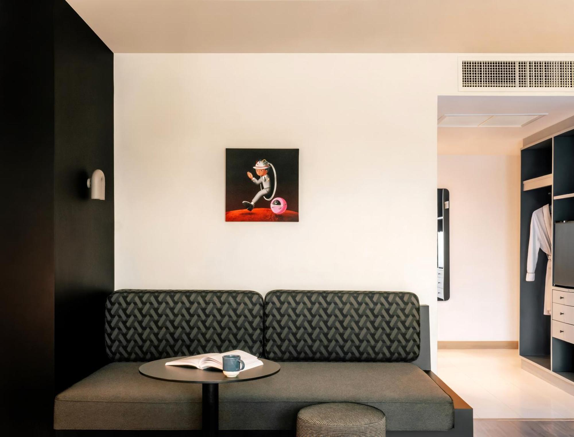 Hotel The Standardx, Bangkok Phra Arthit Extérieur photo