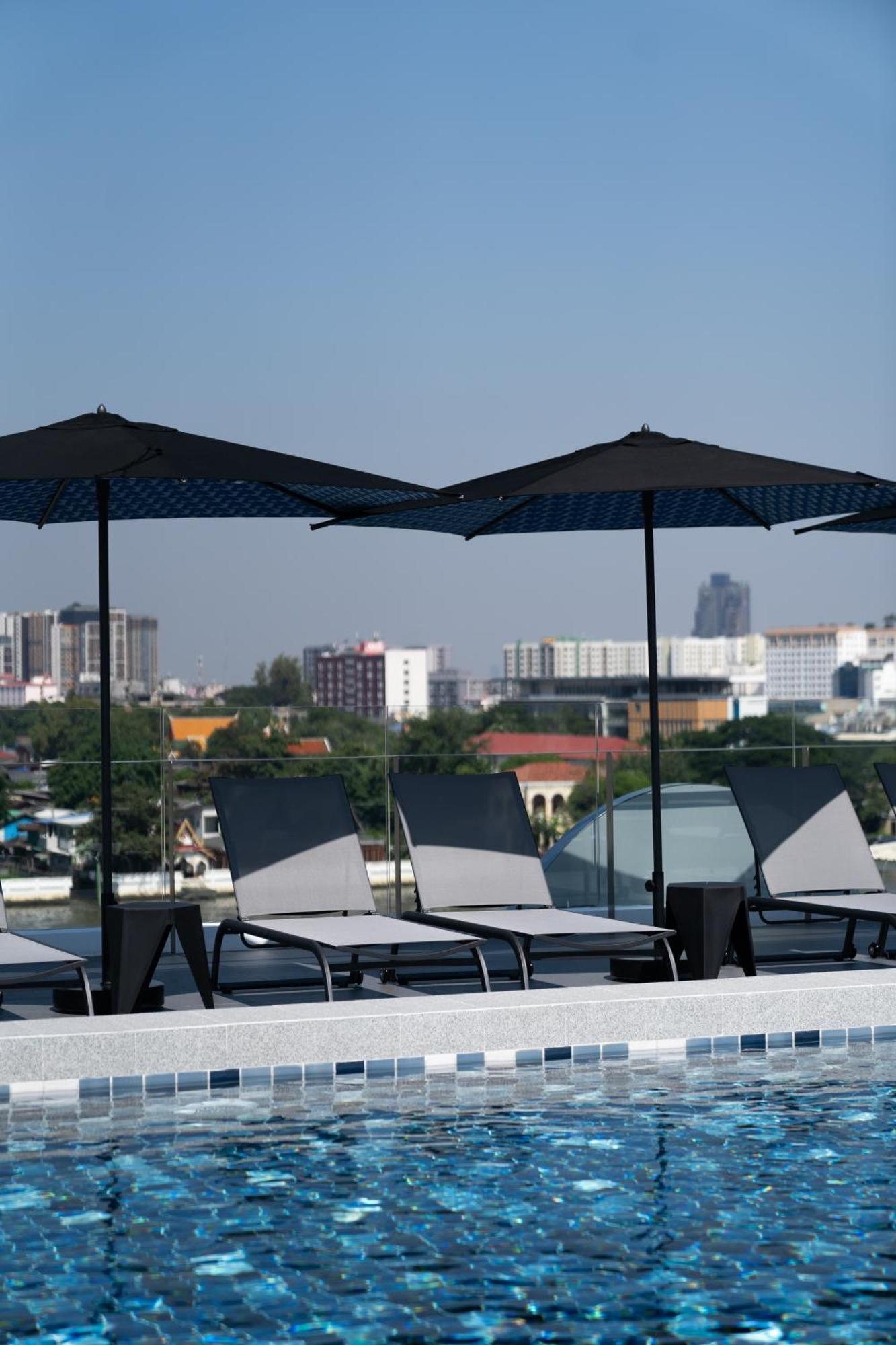 Hotel The Standardx, Bangkok Phra Arthit Extérieur photo